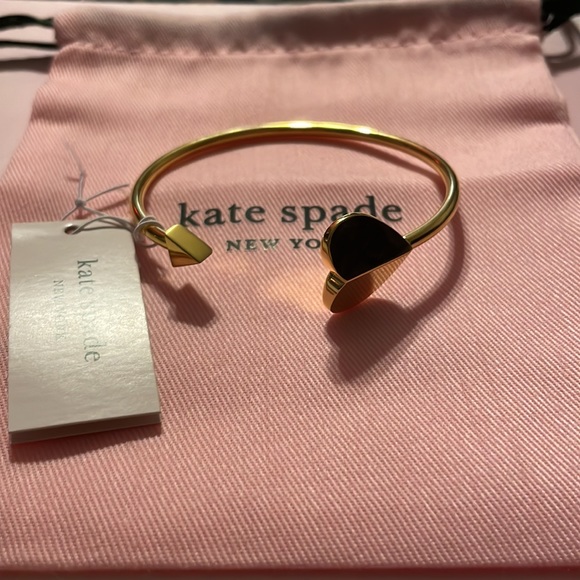 Kate Spade gold heart and arrow cuff bangle bracelet - Picture 9 of 9